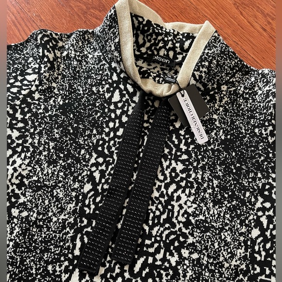 Olsen Cora (Relaxed Fit) Sweater - Picture 3 of 6